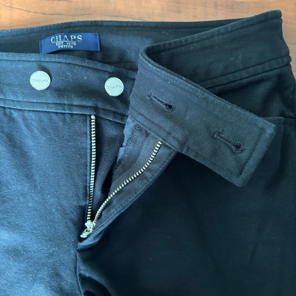 Chaps Size 4 Petite Black Cotton Ankle Pants - Picture 3 of 10